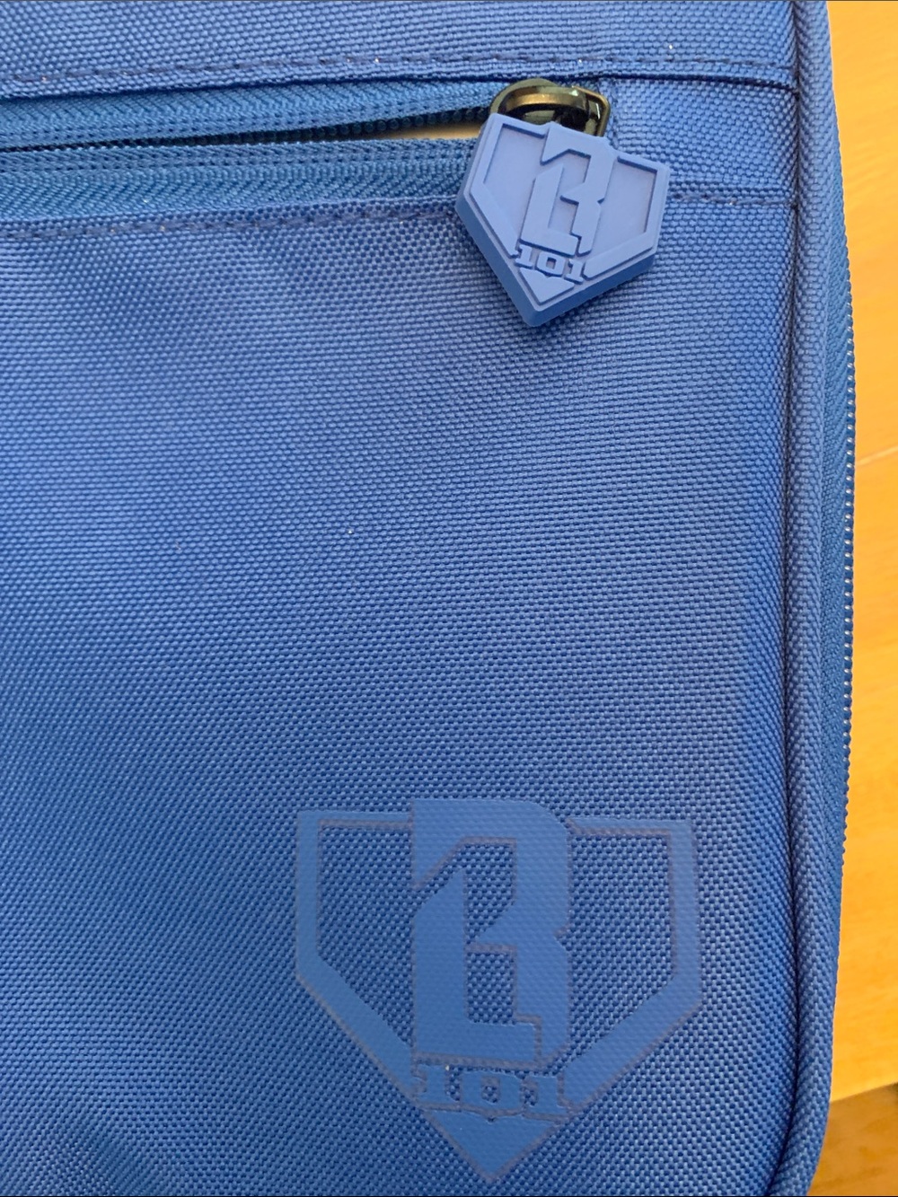 BL101 SZN 2 Lunch Box - Picture 6 of 7
